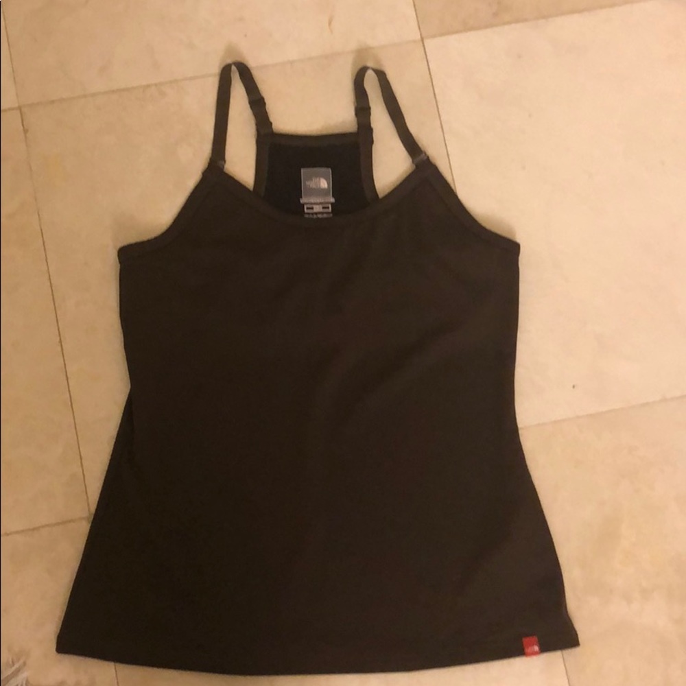 WOMEN’S BEYOND THE WALL TANK